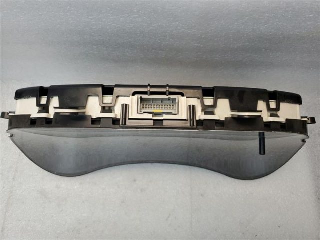 Speedometer Instrument Cluster With Driver Info Display Fits 2002-2004 Trailblazer - Image 3