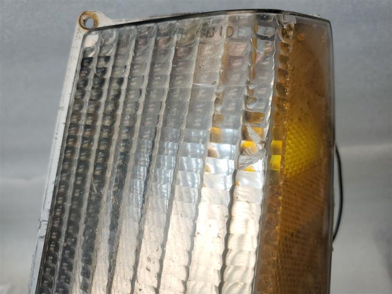 Left Front Light Driver Turn Signal Parking Lamp Fits 1978-1979 Regal