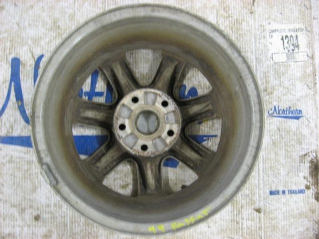 Wheel 15X7 Aluminum With Cap (Light Scratches) Fits 1998-2001 Passat - Image 3
