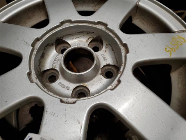 Wheel 15X7 Aluminum With Cap (Light Scratches) Fits 1998-2001 Passat - Image 5