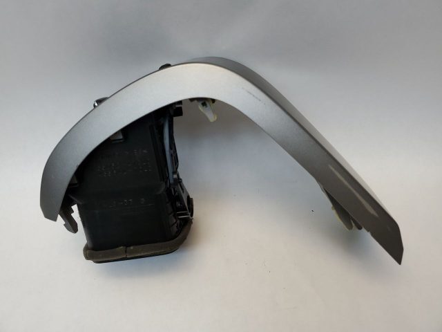 Driver Left #1 Air Vent Register Fits 2004-2005 Prius - Image 3