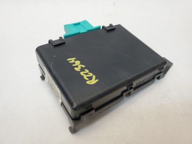 Passlock Theft Security Control Module Match Part # Fits 1998-2000 Chevy C/K Pickup Tahoe - Image 3