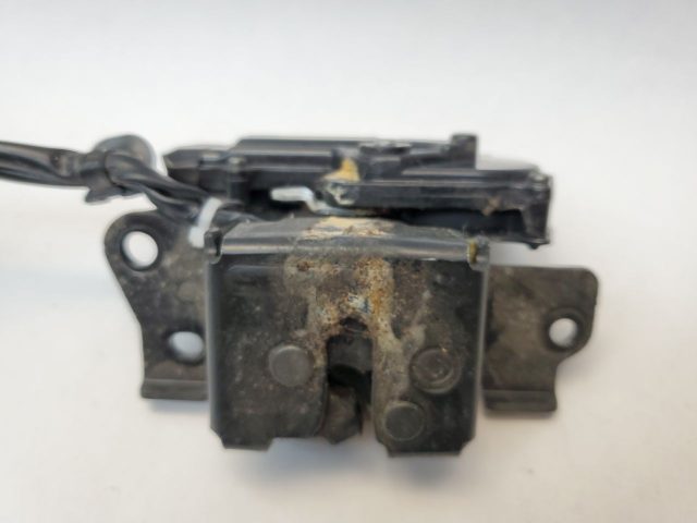 Hatch Lift Gate Lock Trunk Door Latch Fits 2004 2005 2006 2007 2008 2009 Prius - Image 2