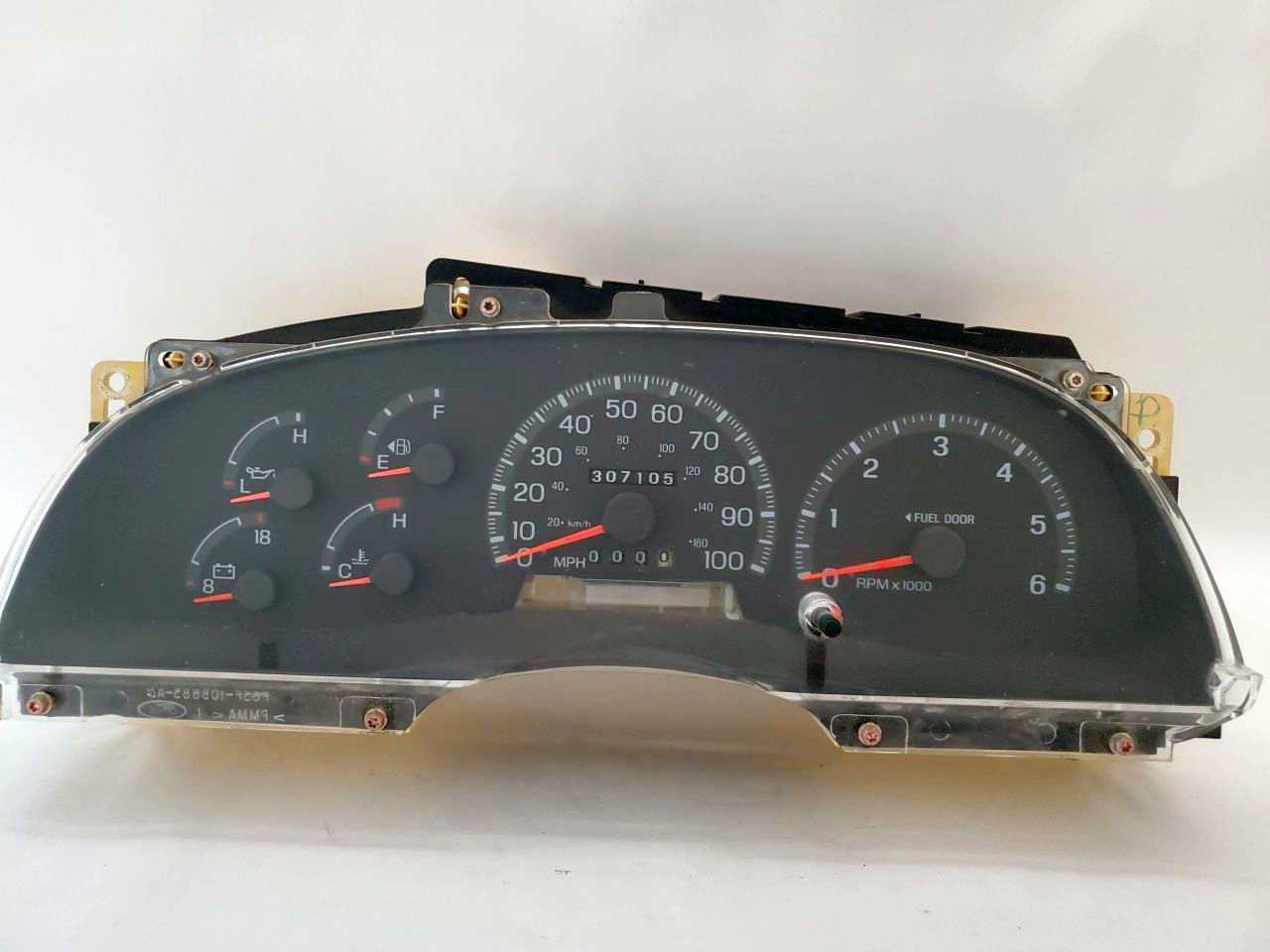 Speedometer Instrument Cluster MPH With Tach Fits 19971998 Ford F150