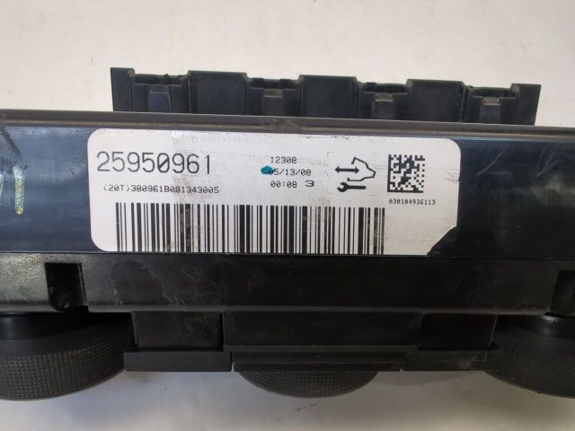 Temperature Control Without Heated Seats Fits 2007-2009 Equinox - Image 3