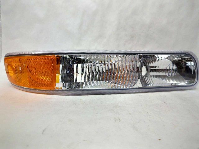 Passenger Right Light Turn Signal Fits 1999-2002 Silverado 1500