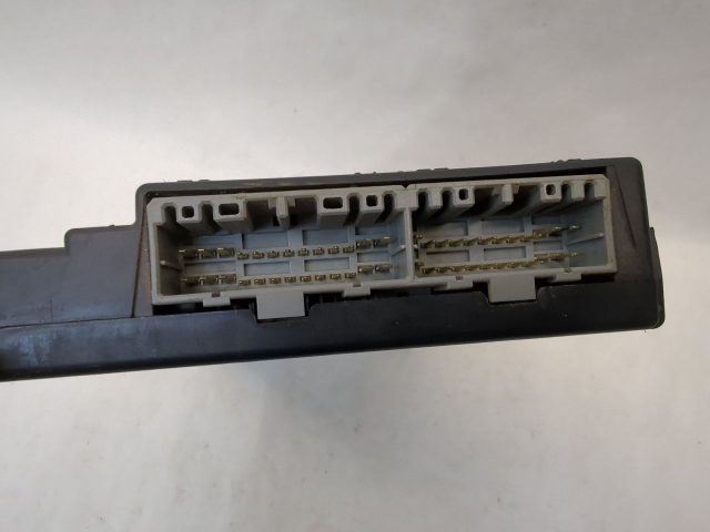 Driver Seat Memory Control Module Fits 2003-2006 Escalade - Image 2