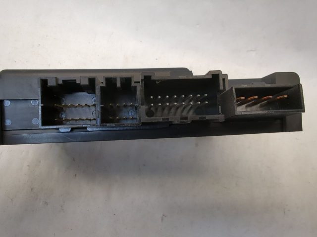Left Driver Front Door Control Module Fits 2000-2005 Lesabre - Image 3