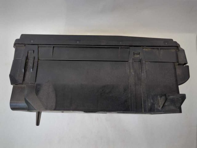 Engine Under Hood Fuse Box *Compare* Fits 2010-2011 Camaro - Image 3