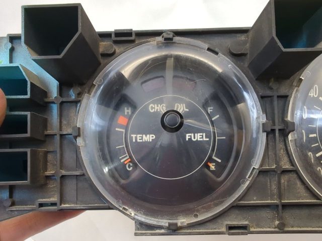 Speedometer Instrument Cluster 1.6L 2TC Temp/Fuel/Speedometer Fits 1976 Corolla - Image 5