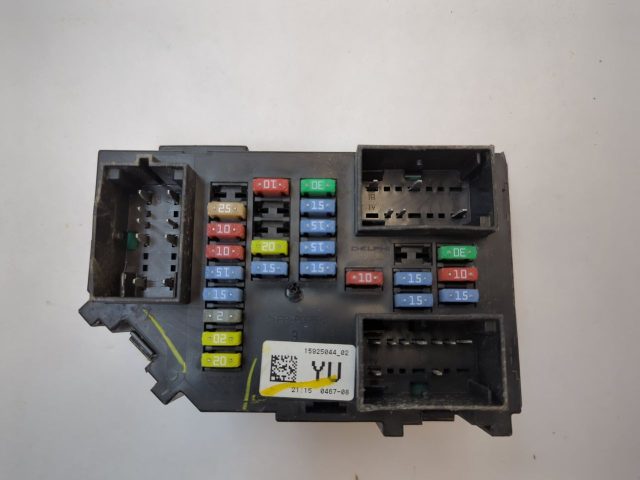 Interior Cabin Fuse Box GM 15925044 Match Part #