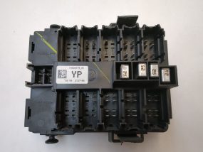 Interior Cabin Fuse Box GM 15939775 Match Part #
