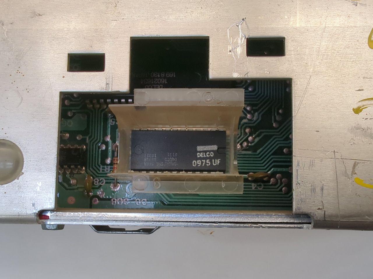 Engine Computer PCM ECM ECU GM 1225450 0975 UF 307 V8 Fits 1982-1983 Ninety Eight