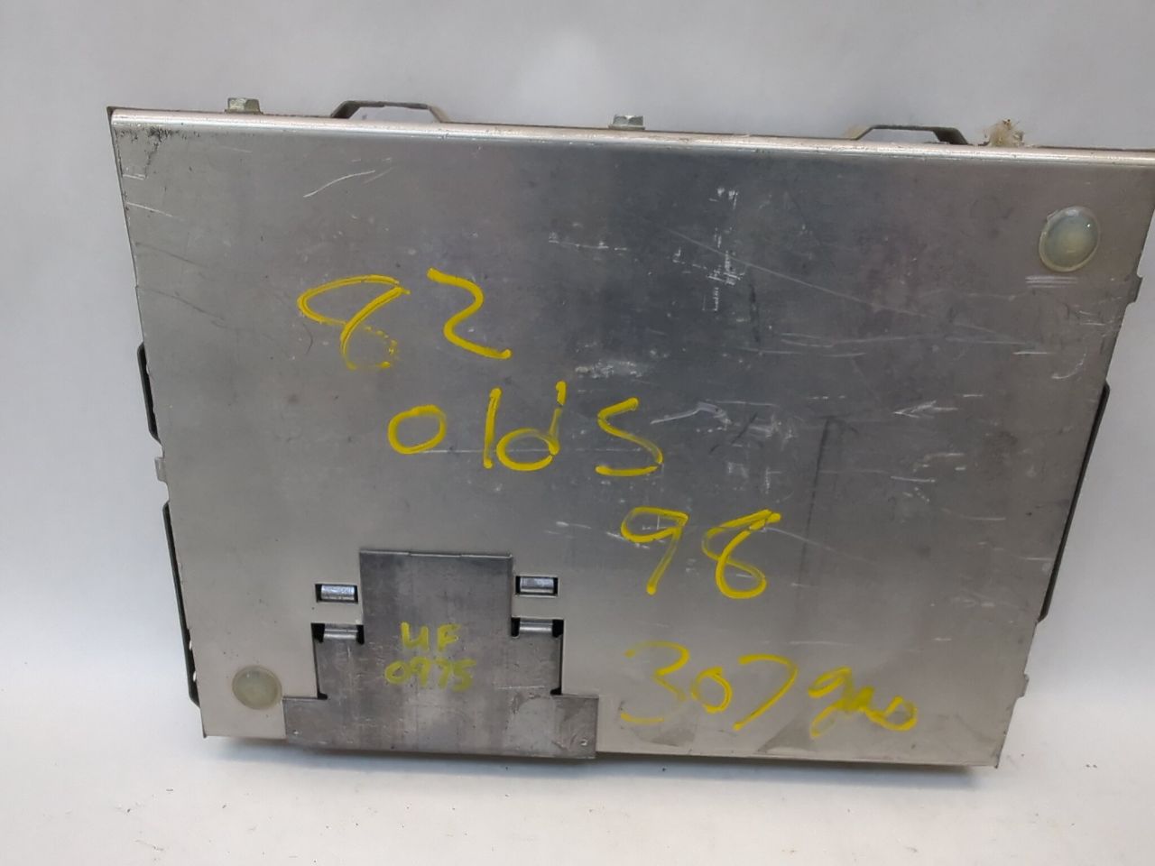 Engine Computer PCM ECM ECU GM 1225450 0975 UF 307 V8 Fits 1982-1983 Ninety Eight