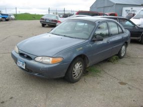 1999 Ford Escort SE (AA0085) Part Out