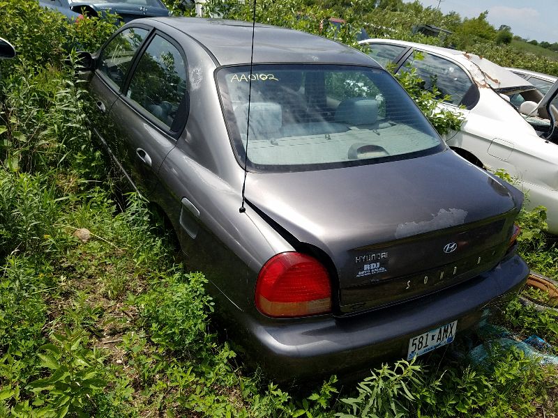 2000 Hyundai Sonata GL (AA0102) Part Out