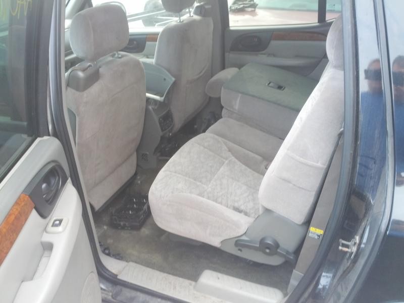 2004 Isuzu Ascender LS 7-Pass (AA0104) Part Out