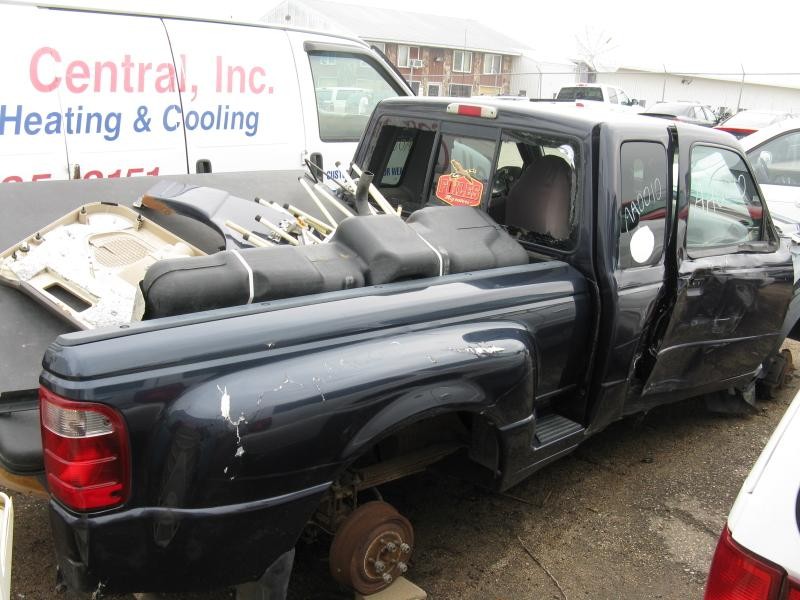 2001 Ford Ranger XLT (AA0010) Part Out
