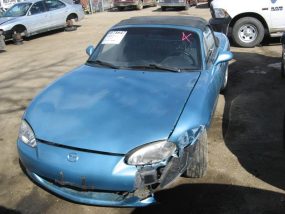 2001 Mazda Miata MX-5 (AA0118) Part Out