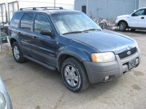 2001 Ford Escape XLT (AA0121) Part Out