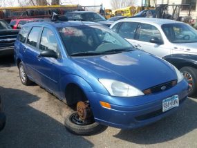 2002 Ford Focus SE (AA0123) Part Out