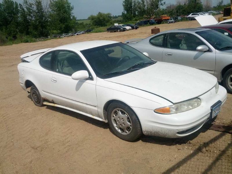 2000 Oldsmobile Alero GL (AA0136) Part Out