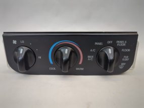 Temperature Control Front Manual With AC Fits 1999-2003 Ford F150