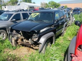 2003 Jeep Liberty Sport (AA0147) Part Out