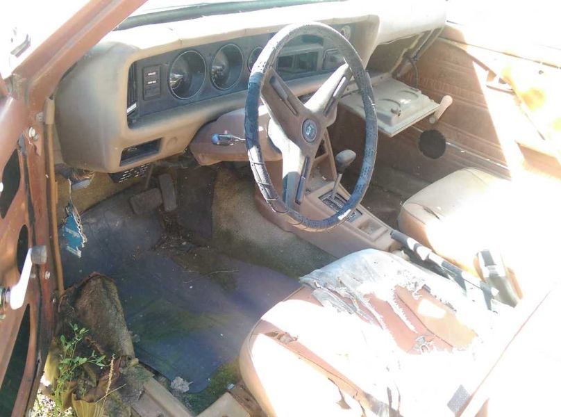 1977 Toyota Corolla (AA0159) Part Out