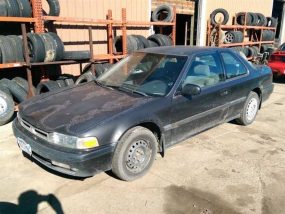 1990 Honda Accord LX (AA0163) Part Out