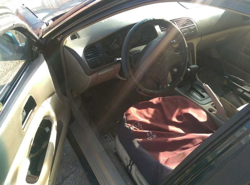 1995 Honda Accord EX (AA0175) Part Out