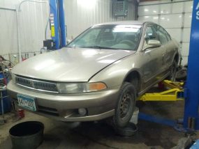 2000 Mitsubishi Galant ES (AA0181) Part Out