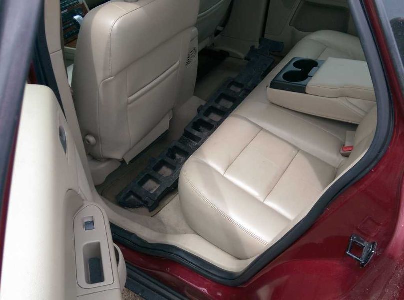 2006 Ford Five Hundred Limited (AA0199) Part Out