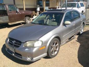 2001 Nissan Maxima SE 20th Anniv. (AA0205) Part Out