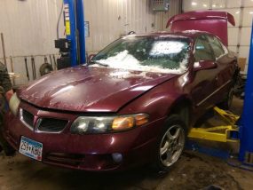 2002 Pontiac Bonneville SE (AA0215) Part Out