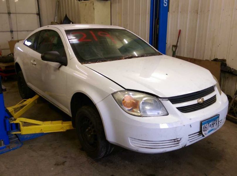 2006 Chevrolet Cobalt LS (AA0219) Part Out