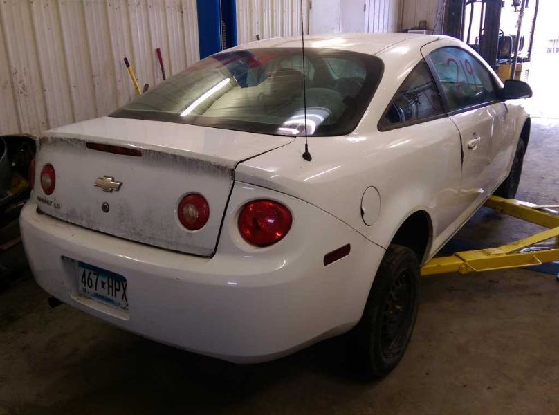 2006 Chevrolet Cobalt LS (AA0219) Part Out