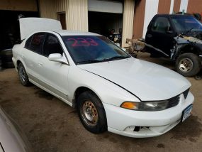 2003 Mitsubishi Galant ES (AA0233) Part Out