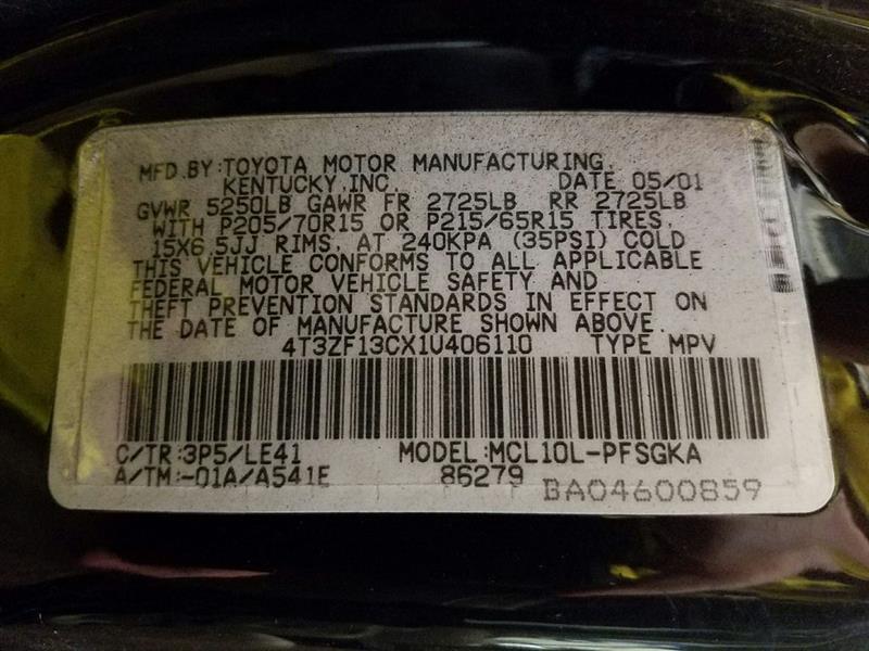 2001 Toyota Sienna XLE (AA0234) Part Out