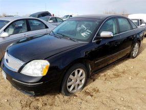 2005 Ford Five Hundred Limited (AA0247) Part Out