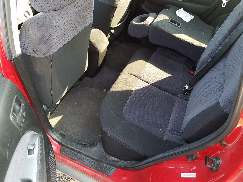 2003 Mitsubishi Outlander XLS (AA0262) Part Out