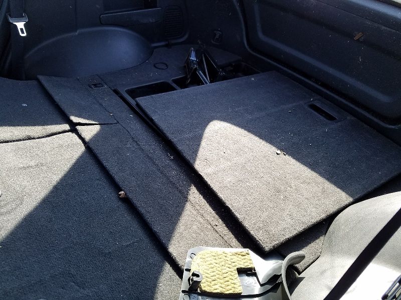 2003 Mitsubishi Outlander XLS (AA0262) Part Out