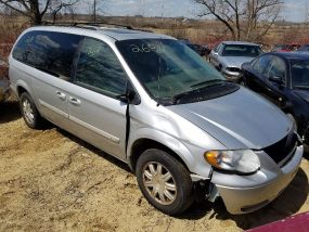 2006 Chrysler Town & Country Touring (AA0268) Part Out