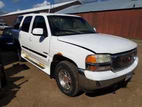 2000 GMC Yukon SLT (AA0273) Part Out