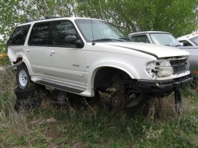 2000 Ford Explorer Limited (AA0046) Part Out