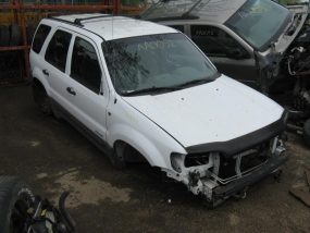 2001 Ford Escape XLS (AA0052) Part Out