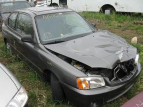 2001 Hyundai Accent GS (AA0057) Part Out