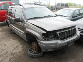 2000 Jeep Grand Cherokee Laredo (AA0074) Part Out