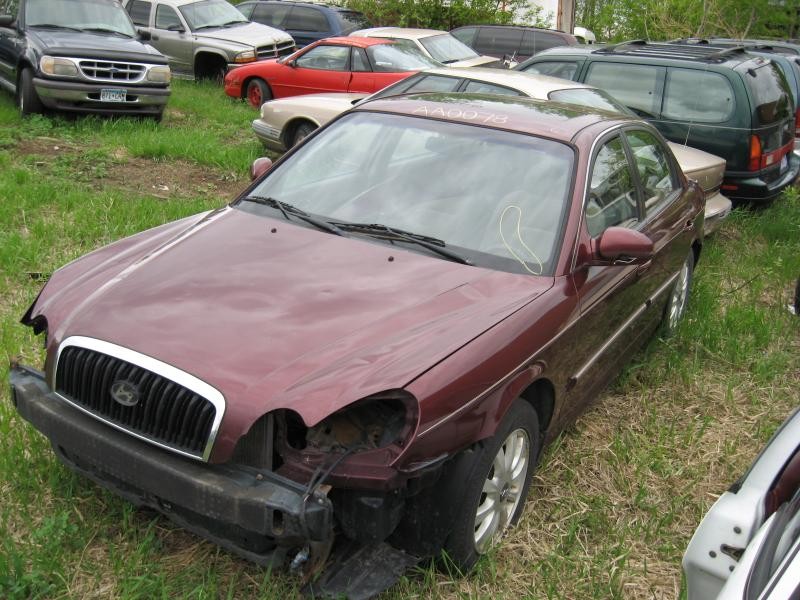 2002 Hyundai Sonata GLS (AA0078) Part Out