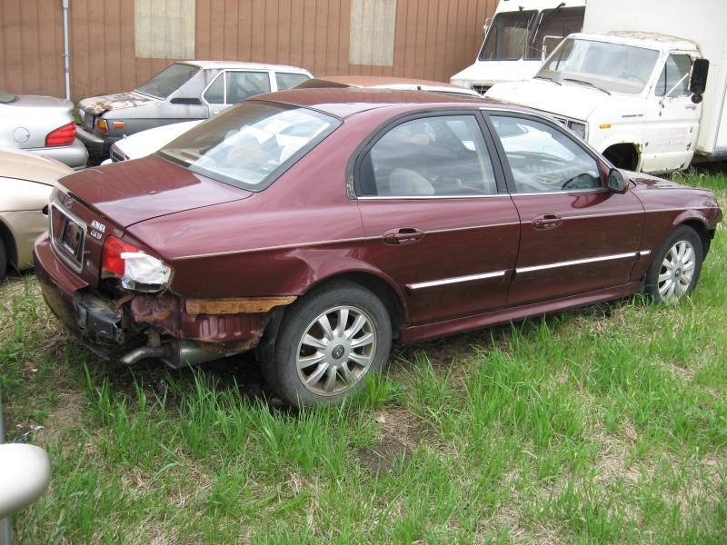 2002 Hyundai Sonata GLS (AA0078) Part Out